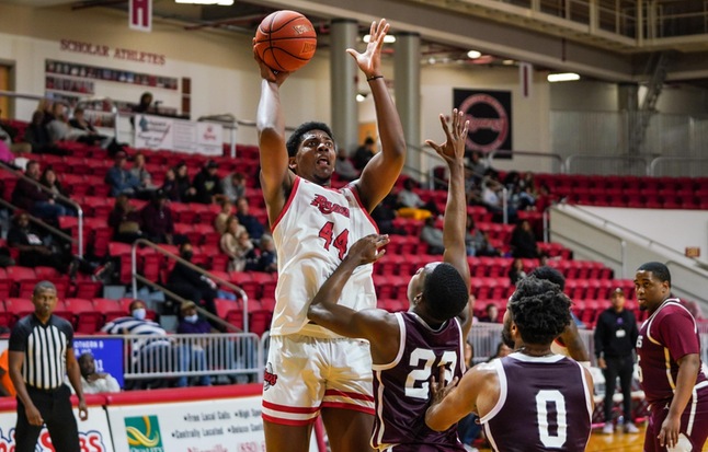No. 4 Raiders outlast Pensacola 65-54