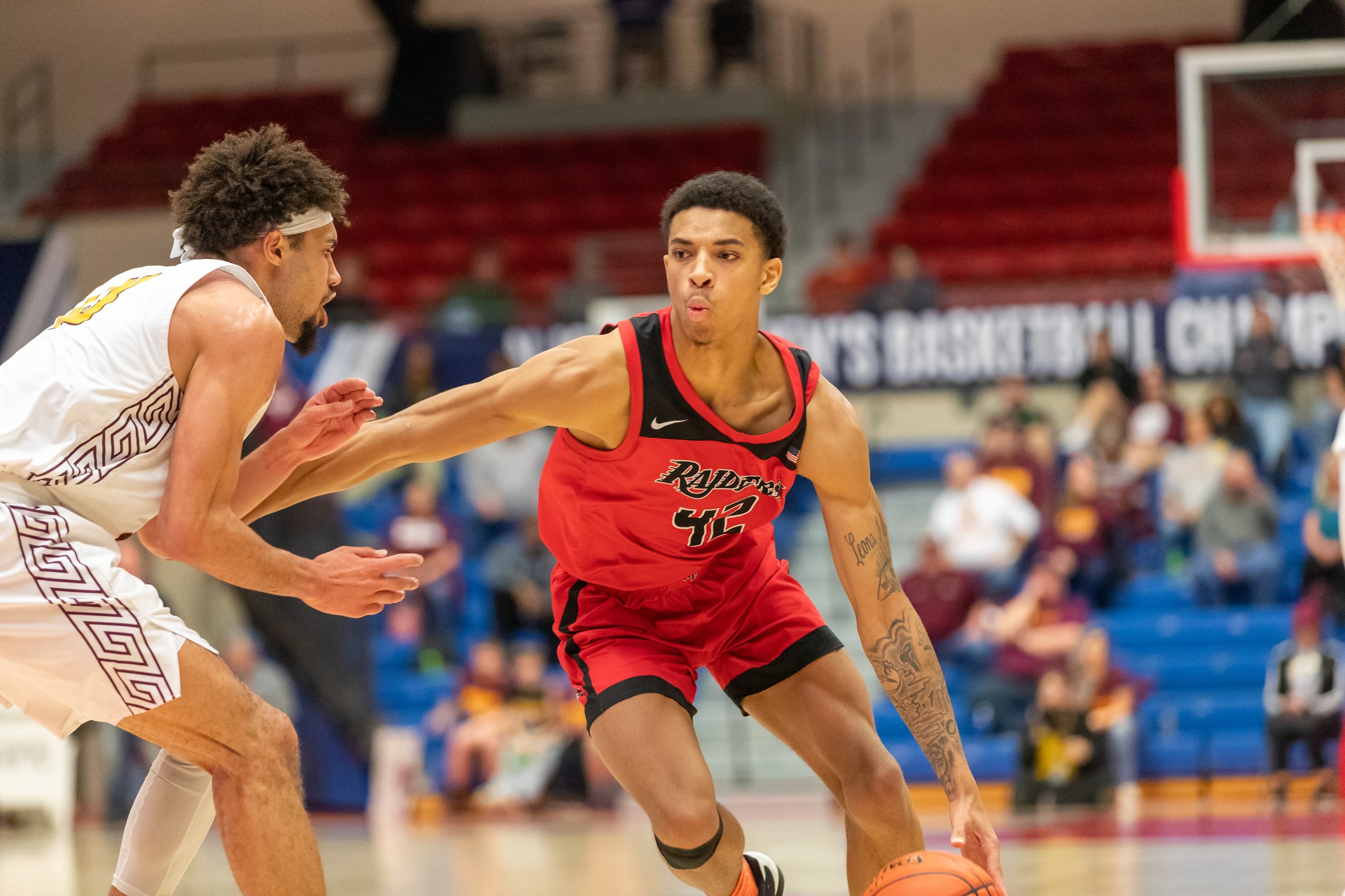 NWF wins a thriller over Indian Hills to advance to the Elite 8